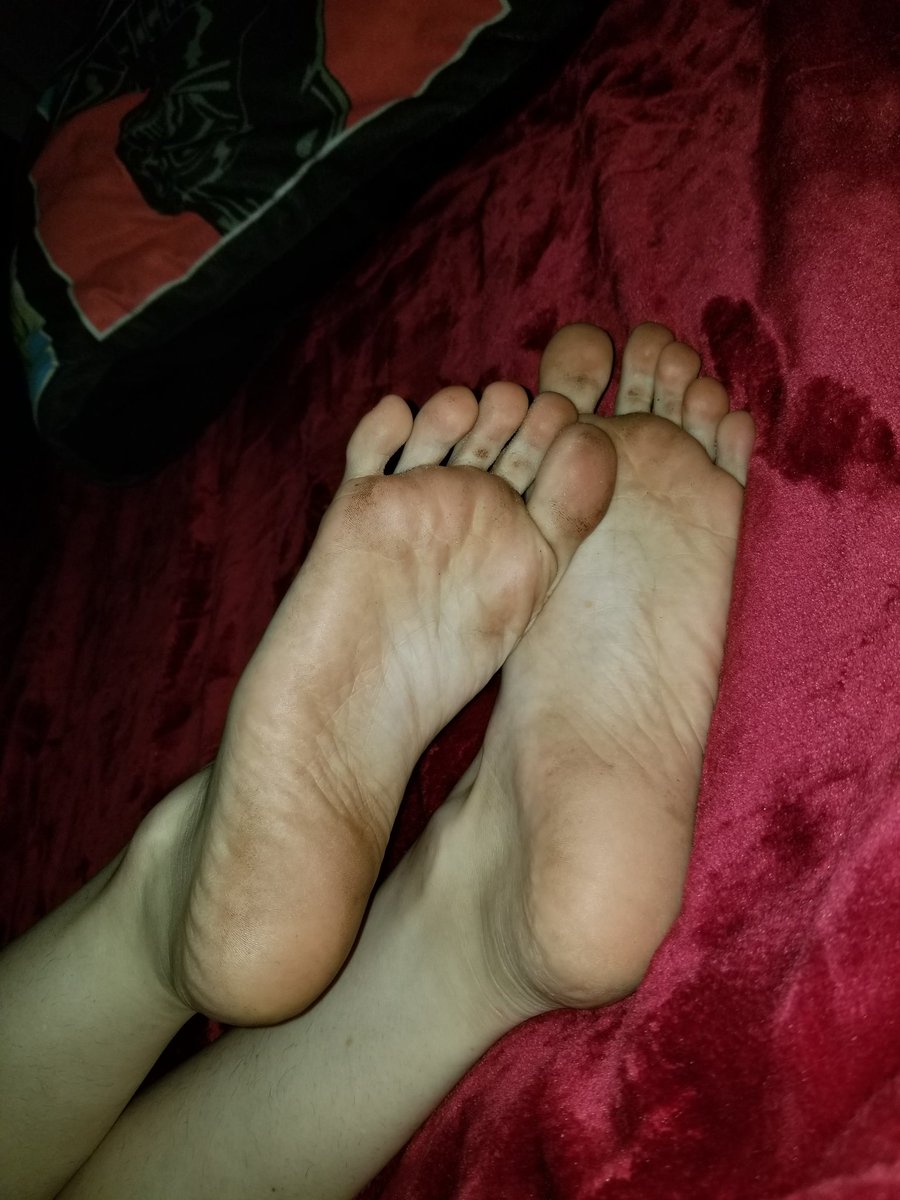 Soles2Southern's tweet photo. You like my dirty feet?😉😈
https://t.co/ofLnARxvvJ

#onlyfans_girl #onlyfan #onlyfansFree #feet #feetcontent #feetfethish #SolesSoSoft https://t.co/GhQgZWiiQM