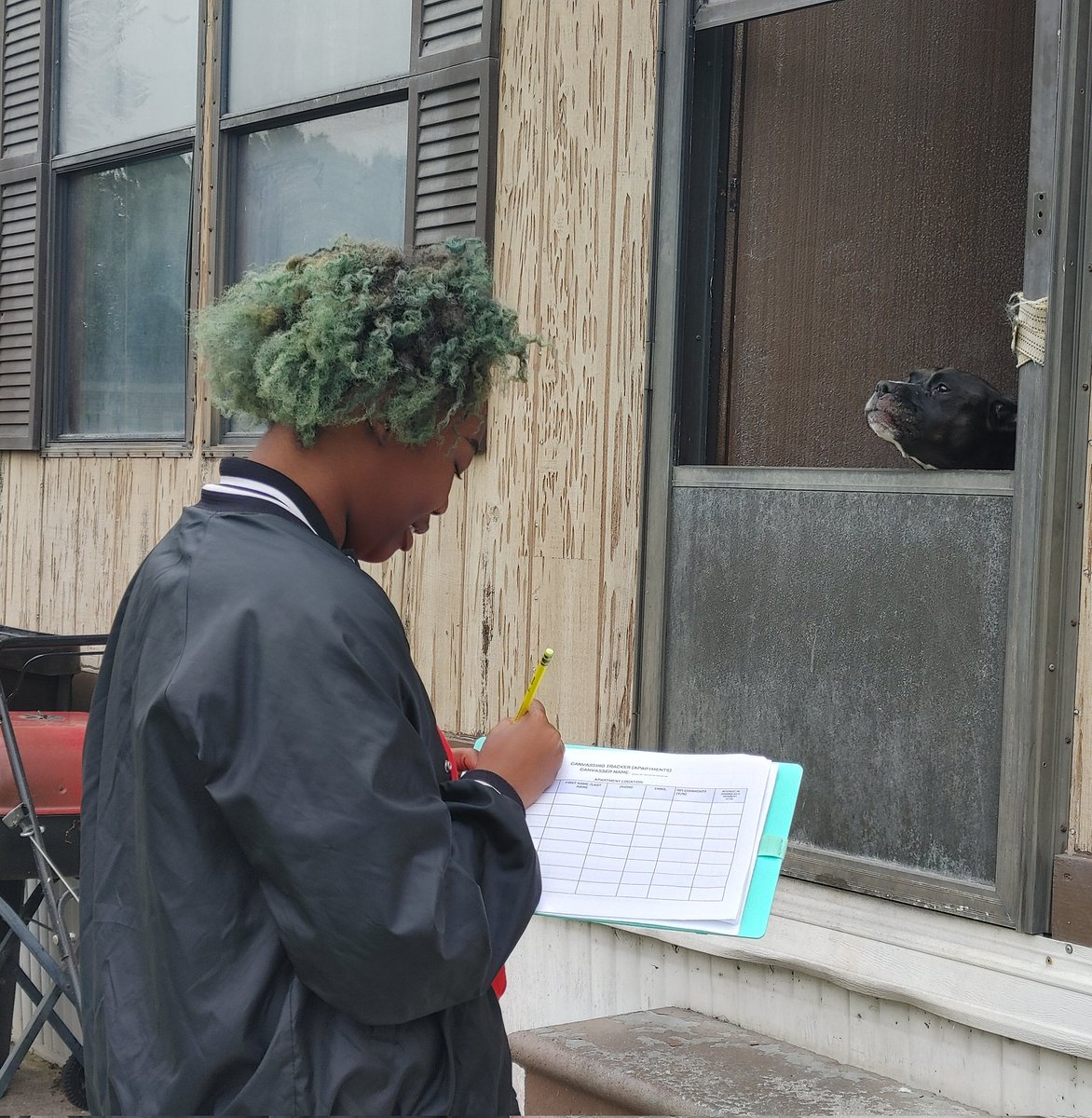 LouTenantsUnion's tweet image. Today LTU leaders canvassed and built power among trailer park tenants as part of the national #HomesGuarantee campaign. #TheRentIsTooDamnHigh and tenants here are being hit hardest.

We demand @FHFA Director Sandra Thompson institute immediate and nationwide rent control!