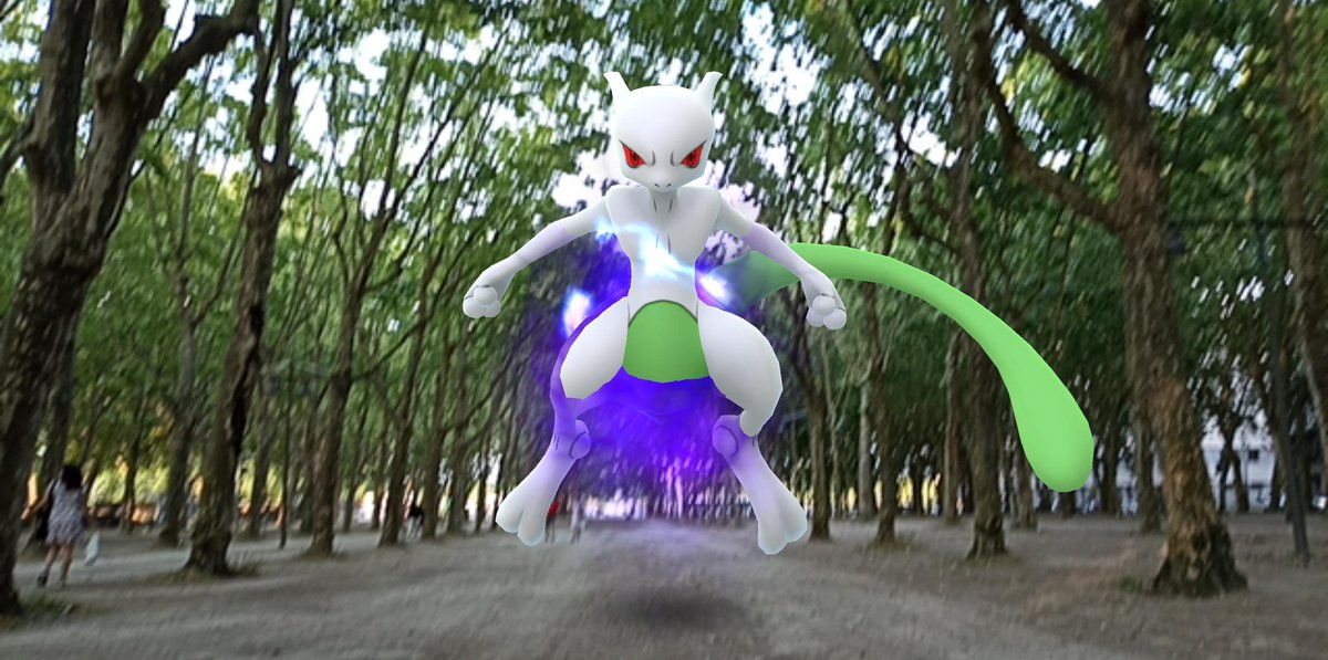 Lordursidae's tweet photo. Verry fun week end with the local comunity ! We've met awesome people and got exciting Mons ! 
+ Glad to wear @JT_Valor 's ramen merch ! 😎

#PokemonGO #pokémon #shadowmewtwo #shadowmewtworaid https://t.co/QwymWRq5oW