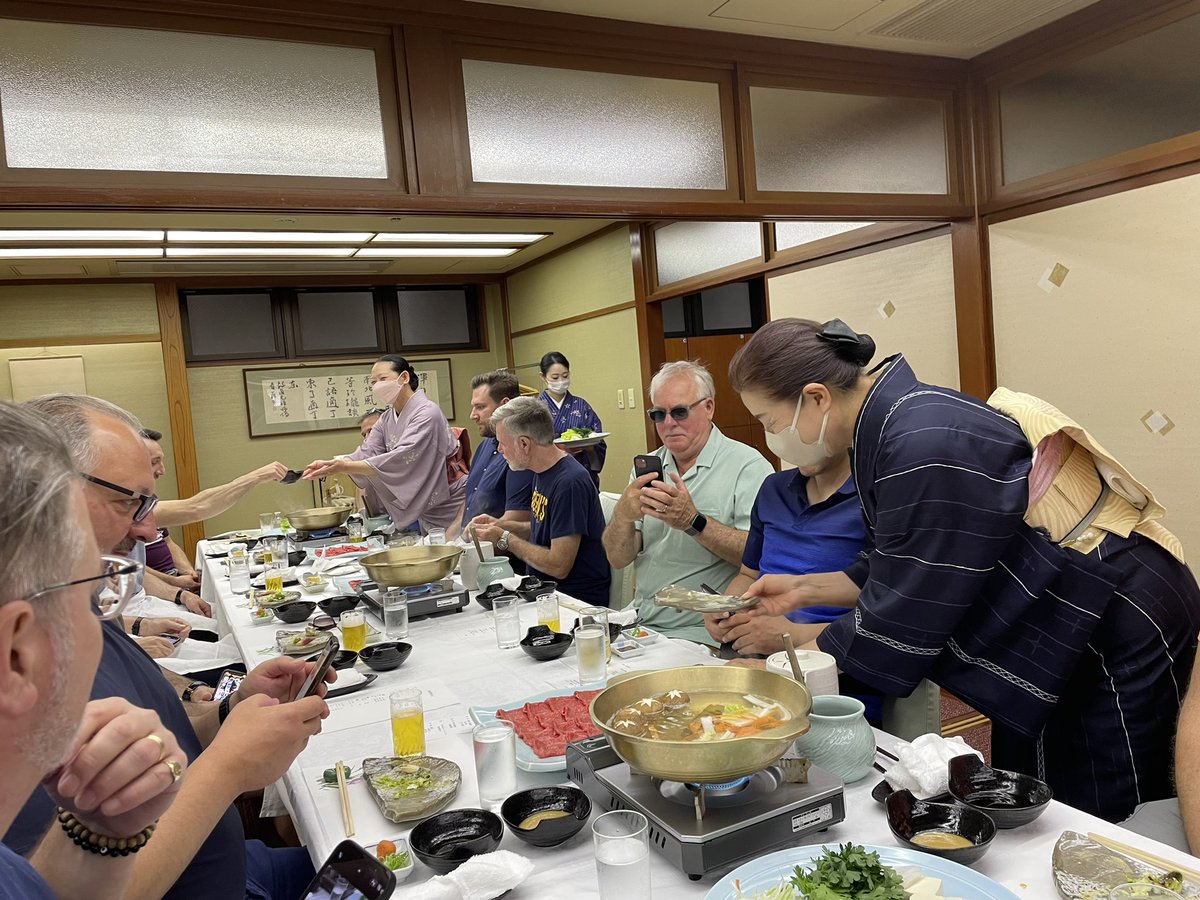 astroakihito's tweet photo. Day 2-2
It was a very nice day😉👍🏻
#Hxisa #grouptravel #incentivetravel #Tokyo #Shinjuku #Ginza #Asakusa #shabushabulunch #tempuradinner #kabukicho #tokyoskytree https://t.co/uzYcmngP99
