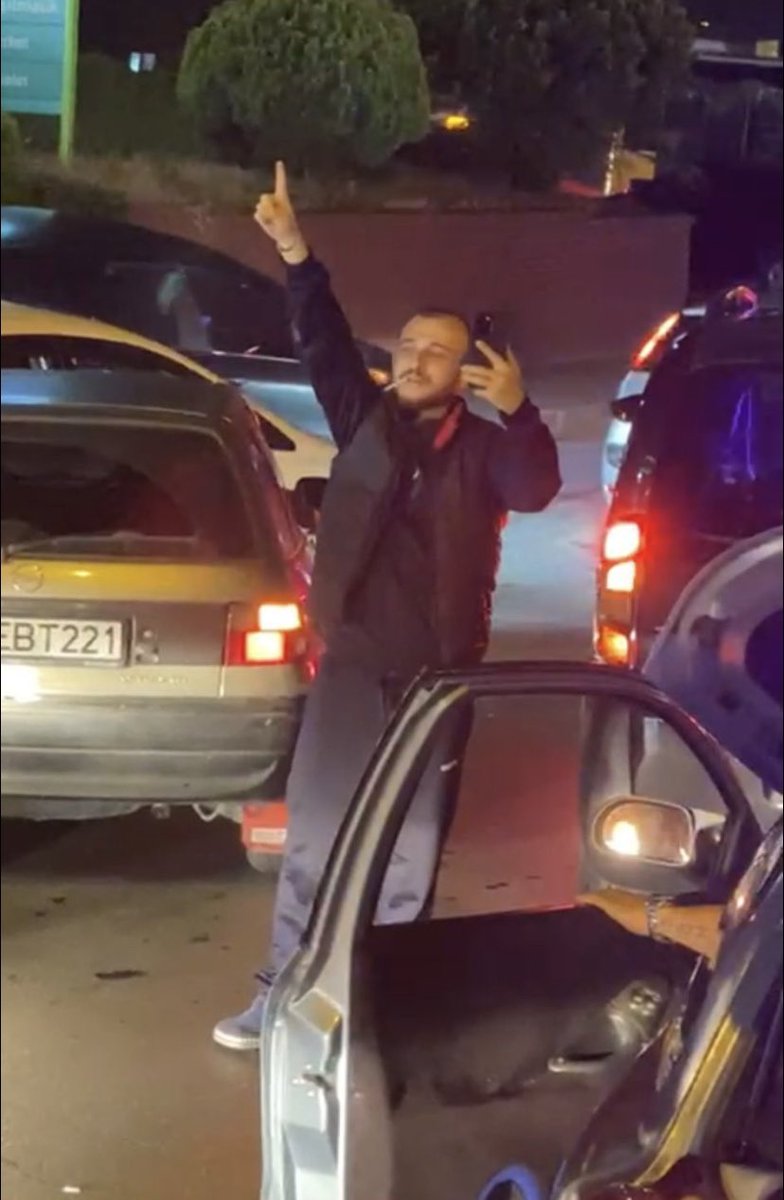 Laik orospu çocuğu 😂😂