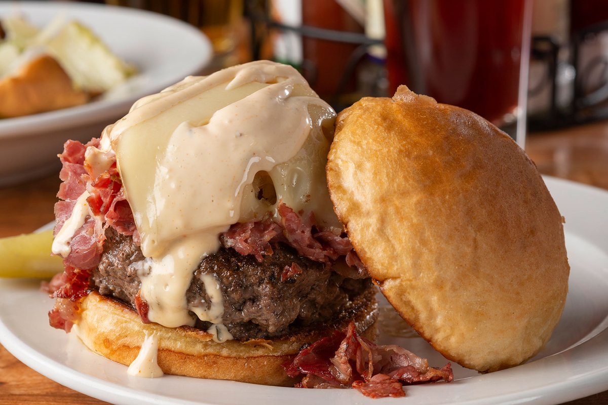 McShane's Irish Pub tweet media