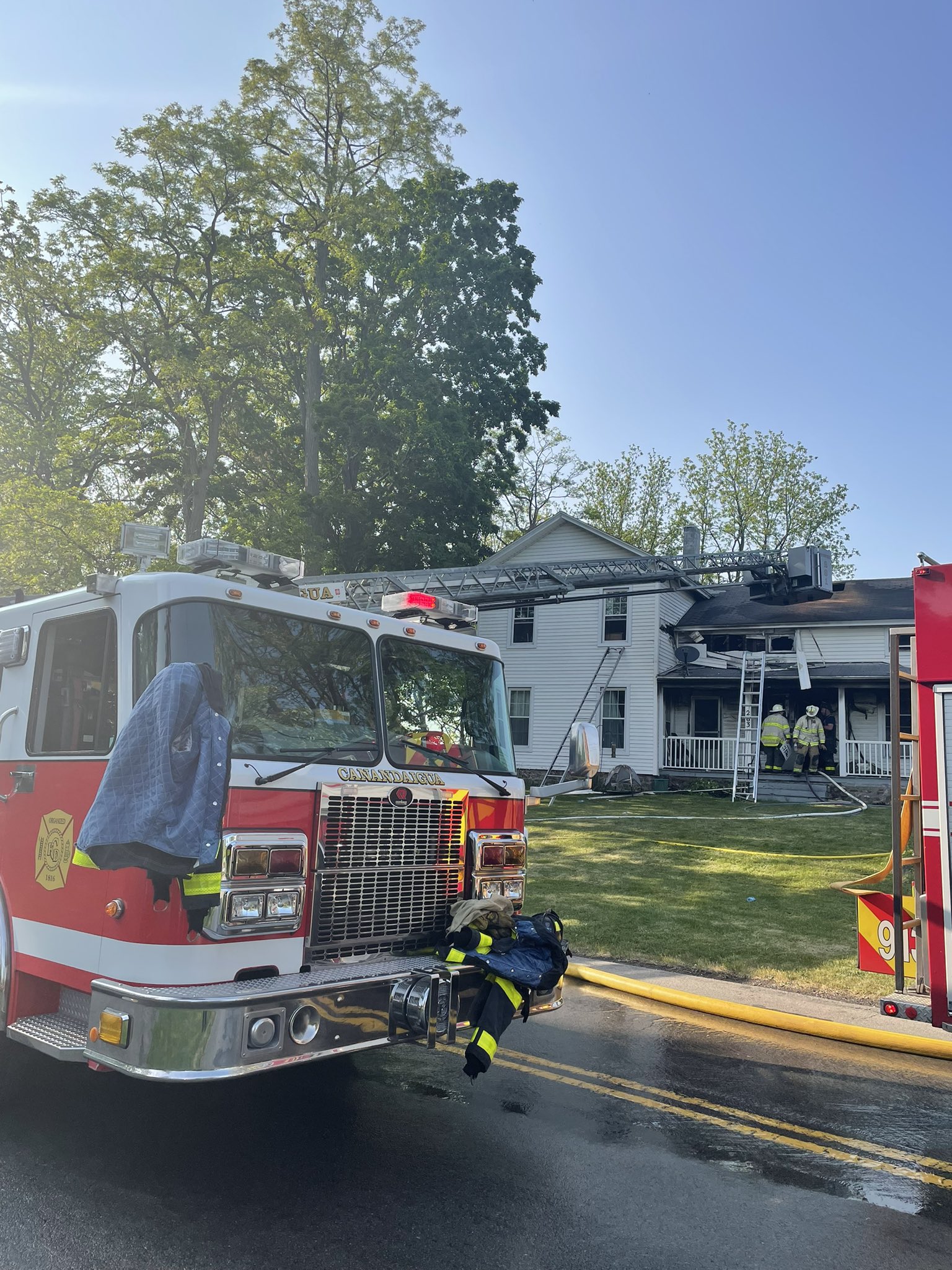 Canandaigua Fire on Twitter "Truck 281 operating in Farmington 205