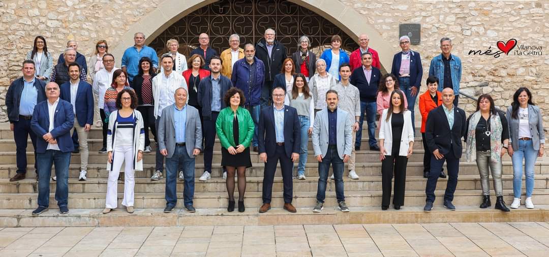 pscvilanova's tweet photo. Moltes gràcies a les 9.728 persones, que ens heu fet confiança! /❤️

#MésVilanovailaGeltrú #VilanovailaGeltrú https://t.co/Ah1CaNWqs5
