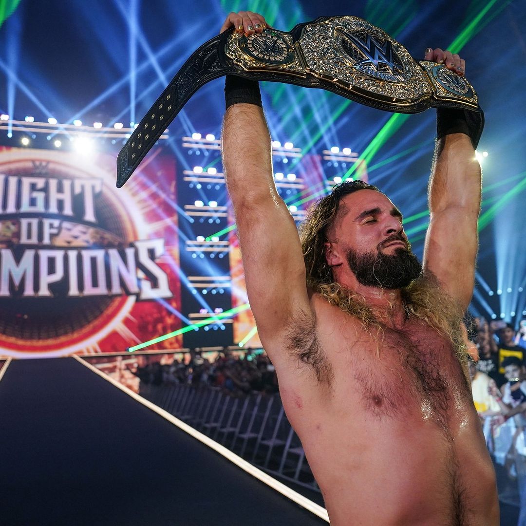 FutureIsRollins's tweet image. The World Freaking Champ is here!!