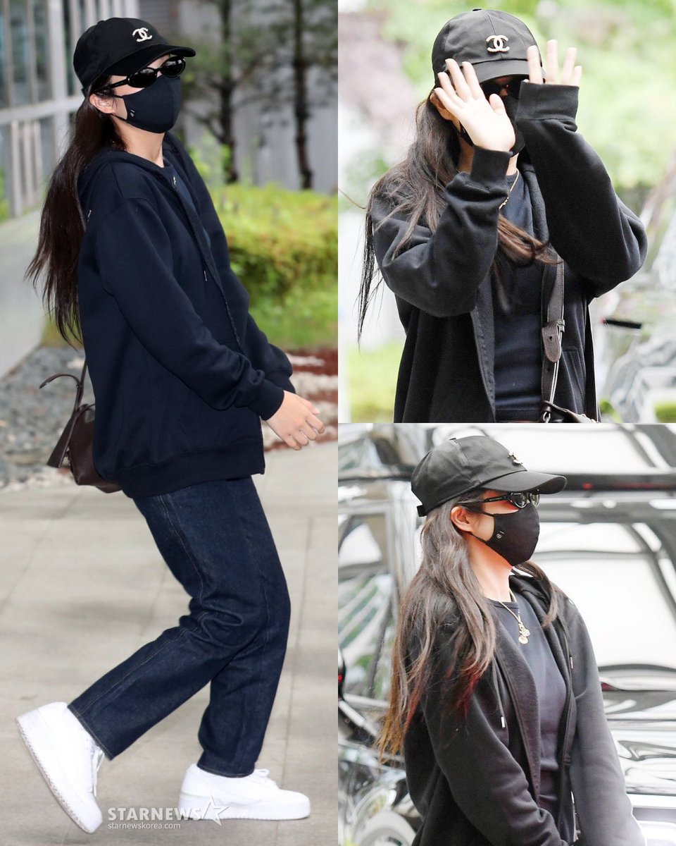 jenniexpics's tweet image. have a good rest, jennie 🤍