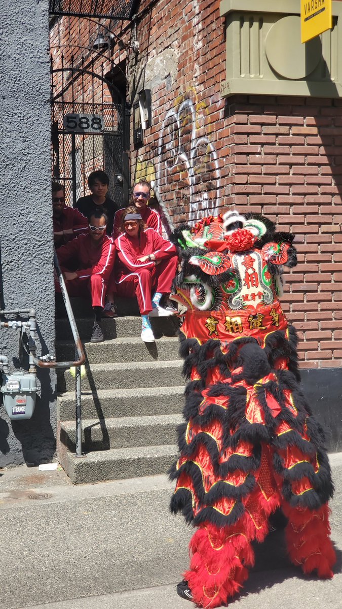 Melodie_BC's tweet photo. Wonderful time in #ChinatownYYJ today for the Awakening Ceremony!
The Lion Procession to bring good fortune and prosperity to the businesses of Chinatown was so much fun! #downtownyyj #chinatown #LoveWhereYouLive https://t.co/toDS31HVUY