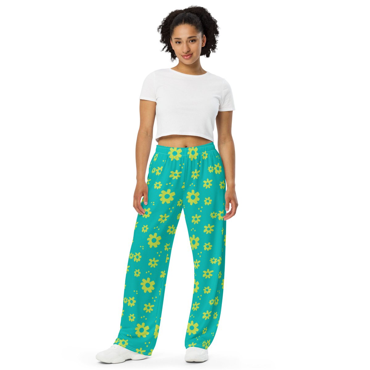 doggslife's tweet image. Just in! This unique Flower Power Aqua unisex wide-leg pants for all - Lounge-pant - Streetwear for $63.00. 
etsy.com/listing/132190…
#FunFashion #FunGift
