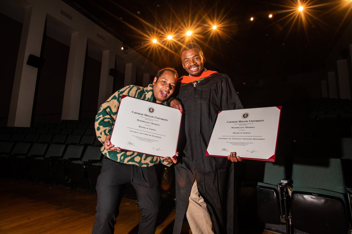 mynamesnotmax's tweet photo. me and the homies carrying my degrees like bottle girls: a series https://t.co/ew1kVCnYQS