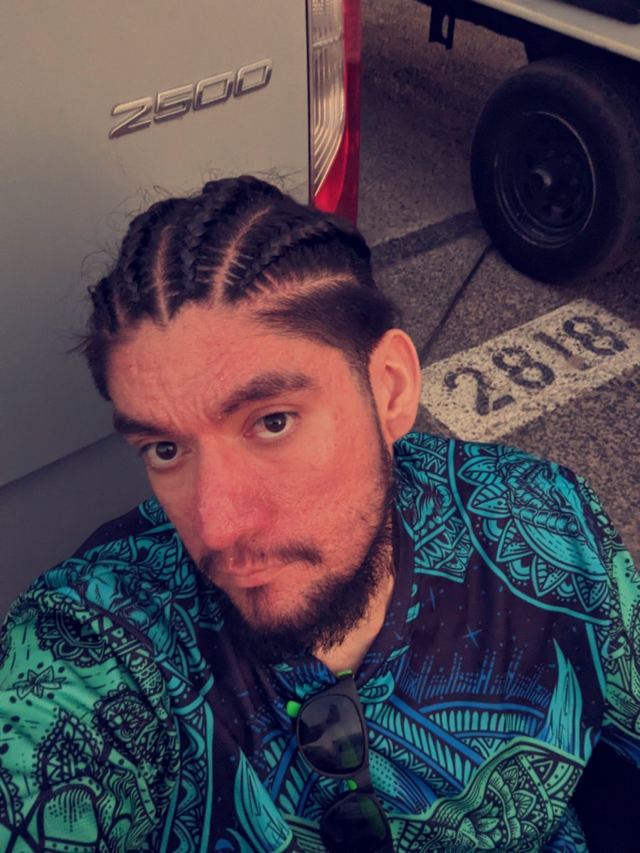 951Dav's tweet photo. A lot of memories were made at EDC this year! https://t.co/py8DLxydru
