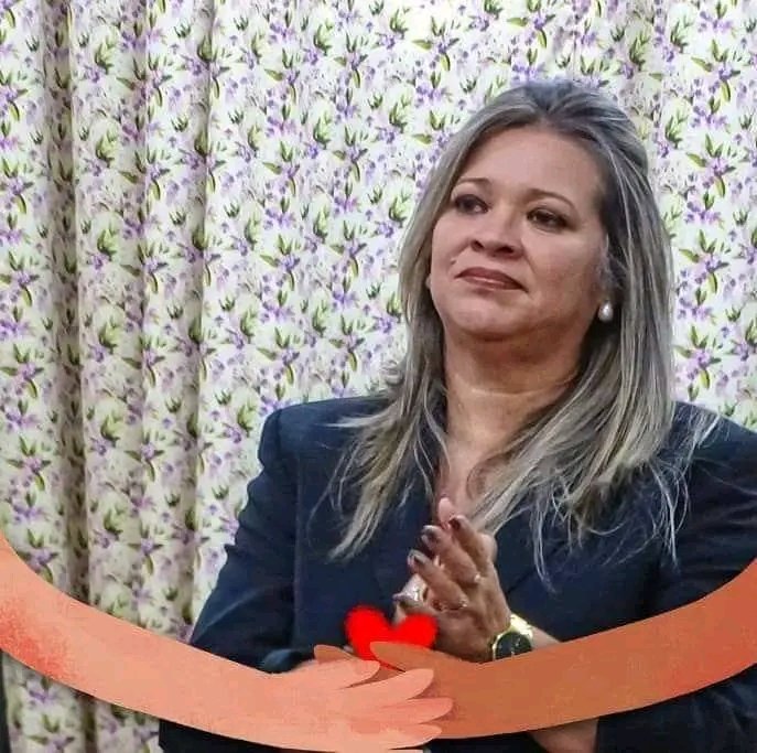 #EducaciónMediaLuna felicita a Yanetsy Terry Gutierrez, nueva Gobernadora y Teresa Luisa Pérez Trinchet, nueva Vicegobernadora de la #ProvinciaGranma.
#ALaPatriaManosYCorazón
#MujeresEnRevolucion
#PorGranmaLoMejor
<a href="/CapoteViltres/">Viltres</a>