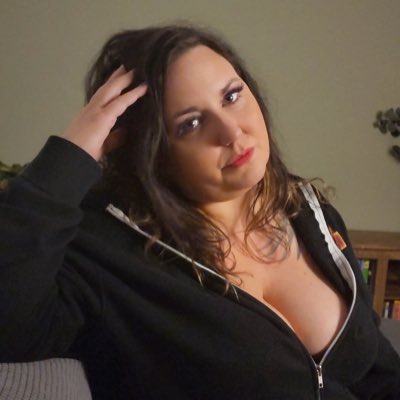 #NewProfilePic https://t.co/plx5h8CddN<a href="/tag/newprofilepic"class="tags">#NewProfilePic</a>