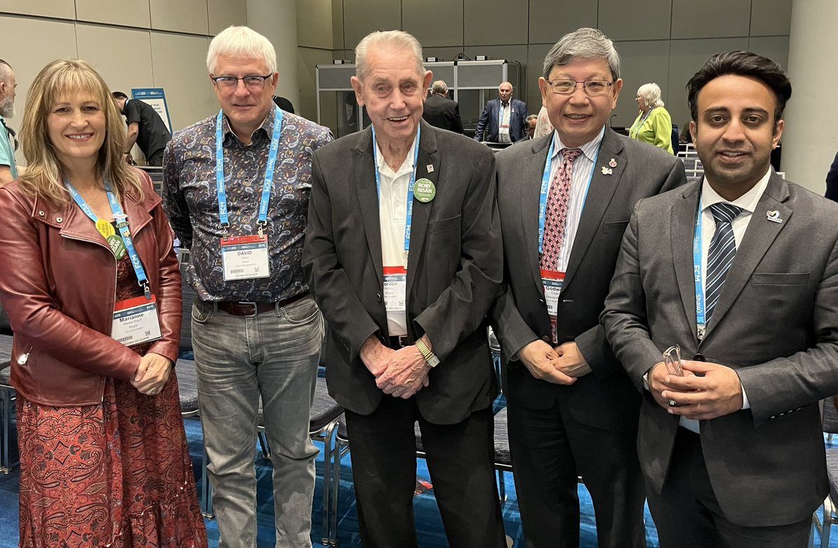 CouncillorChan's tweet image. Great to take a photo w/ @Burlington Mayor @MariannMeedWard @TownOfMiltonON Mayor Krantz @RegionofHalton Councillor @SammyIjaz &amp;amp; @myRichmondHill Mayor West at @FCM_online #FCM2023AC Together, let’s turn #localactions  into #national #results 
@MINnews #CDNPoli #ONpoli @YorkRegion