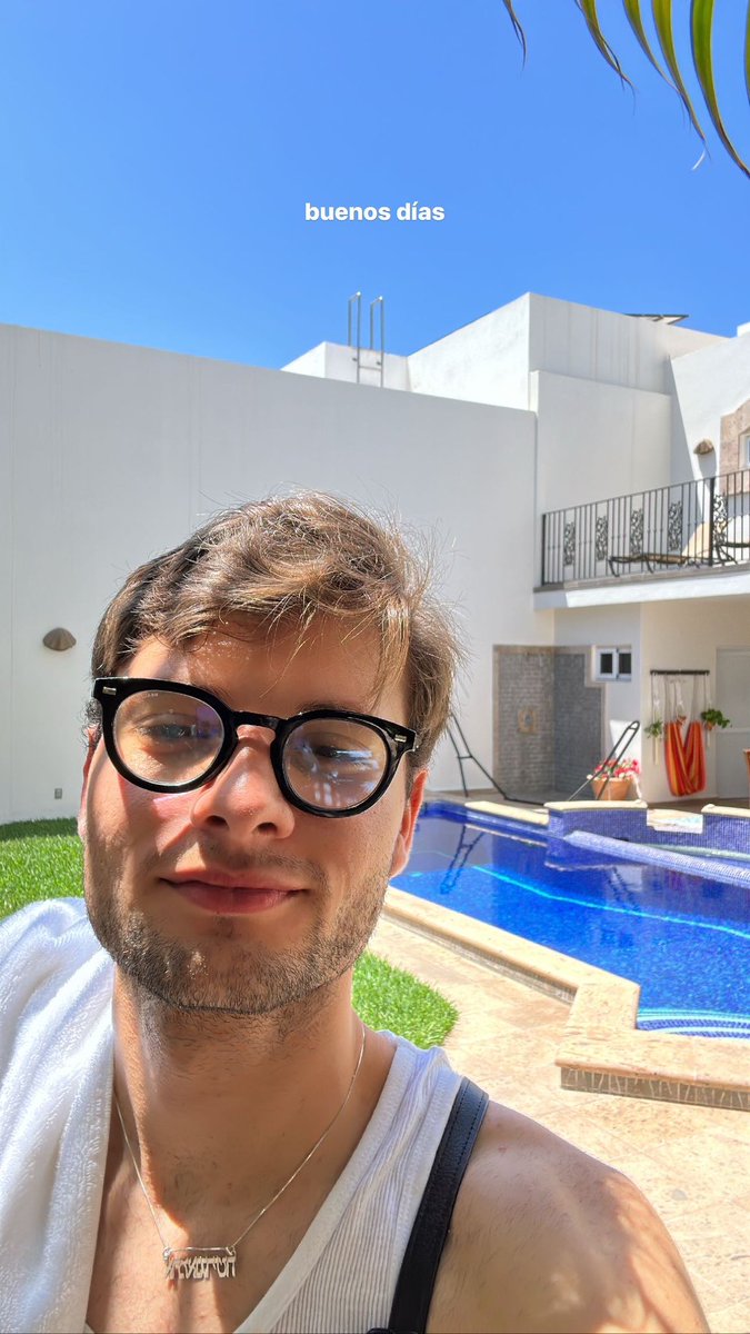 alberouuuu's tweet photo. buenos días https://t.co/EdengghEAm