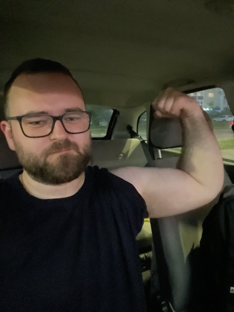 fatbearcubb's tweet photo. After gym ;) https://t.co/hQofDmovNK