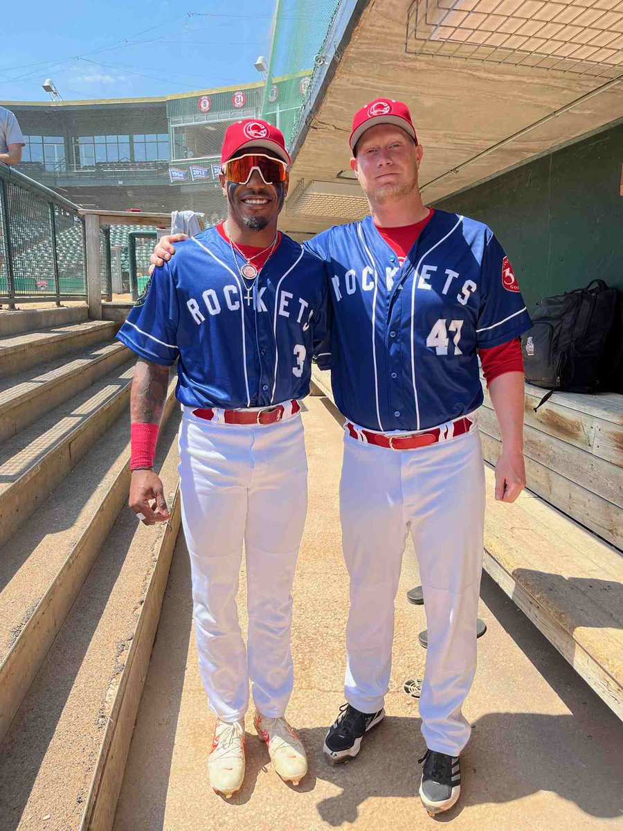 Winnipeg Goldeyes tweet media