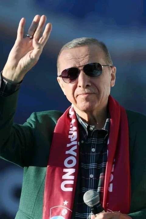 AMJihad2003's tweet photo. Elhamdülillah Allah'a binlerce şükürler olsun.
@RTErdogan en iyi dileklerimle sevgili liderim.🌹🌹
Bugünkü zaferiniz Müslüman dünyasının zaferi değildir.
@MevlutCavusoglu
@SavciSayan @TurkishAirlines https://t.co/npP270AwLh