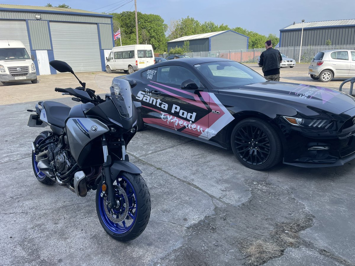 john_prater's tweet photo. Nice day out @SantaPodRaceway today to see @stevecolleycouk doing what he does best 😆 https://t.co/mlBw9lbuAp