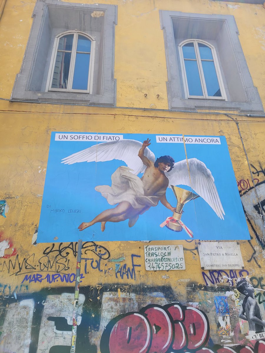 Dammi solo uno scudetto... #Napul3 #scudettonapoli #Napoli #piazzaBellini
