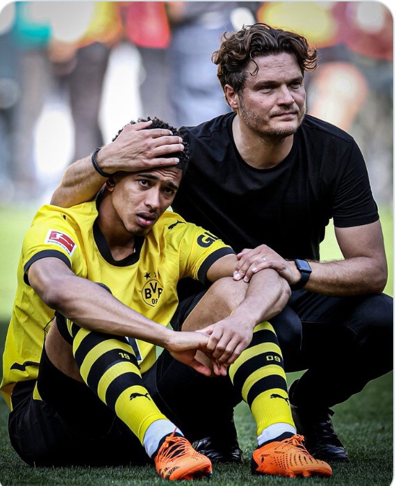 Malikewest's tweet photo. Soo Sad ☹️ ☹️😞 https://t.co/GUceZnT5BQ
