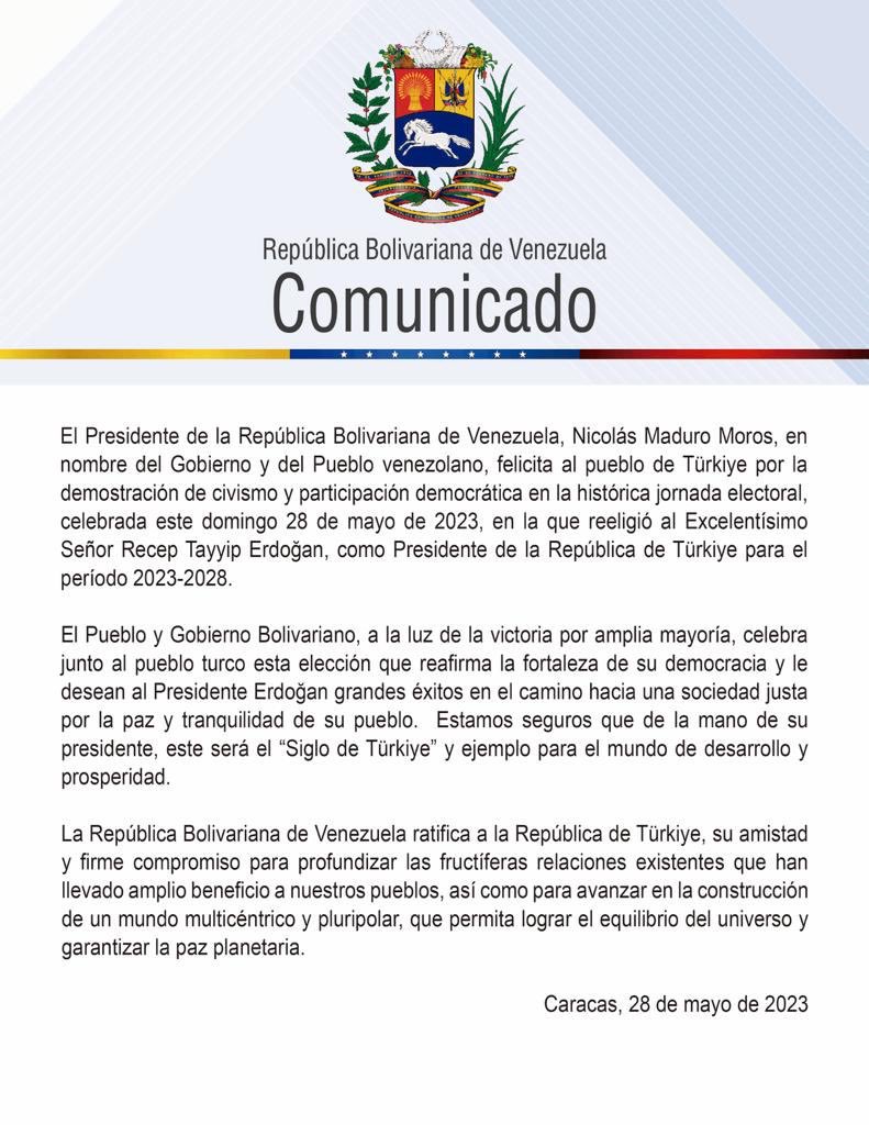 EmbaVEArgentina's tweet photo. Vía @yvangil | El Pdte @NicolasMaduro en nombre del Gobierno y el pueblo de #Venezuela, felicita al pueblo de #Türkiye por la demostración de civismo y participación en la jornada electoral de este 28 de mayo, donde reeligió a @RTErdogan como Presidente para el período 2023-2028 https://t.co/SKtTswxMSs