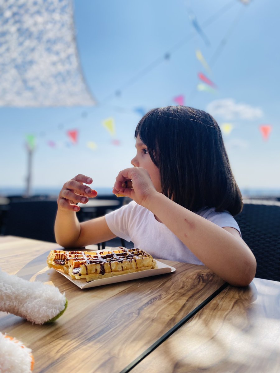 ☀️🍹🪗 Là-haut, le dimanche c’est #guinguette! #LeMoulindOrgemont @VilleArgenteuil 

#argenteuil #moulindorgemont #dimancheenfamille #valdoise #iledefrance