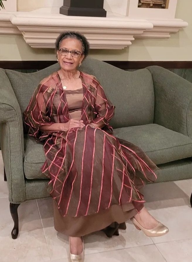 Dahlia Harris tweet media