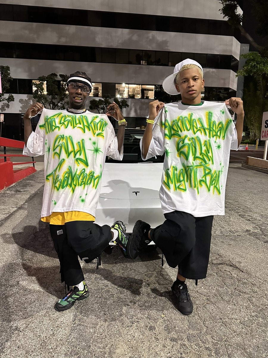 Mighty_Bay's tweet image. STATUS UPDATEED 🤪 @TisaKorean