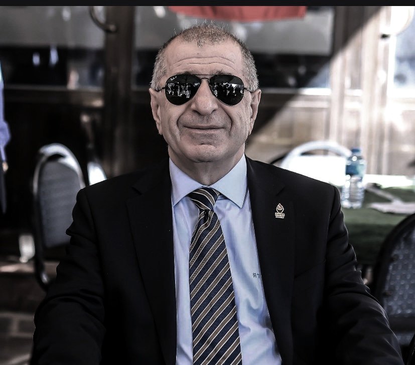 Hiçişleri Bakanı...