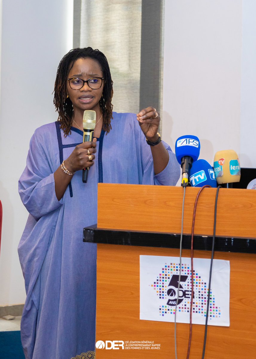 ffallassane's tweet photo. "La #DER/FJ ouvre la voie à un avenir prometteur pour les jeunes et les femmes, contribuant ainsi à une société plus équitable et prospère."
Mame Aby SEYE @MameAbySeye #kebetu #FfallPost #AmfSN #Dakar #Sénégal https://t.co/O9ftmAdRZP