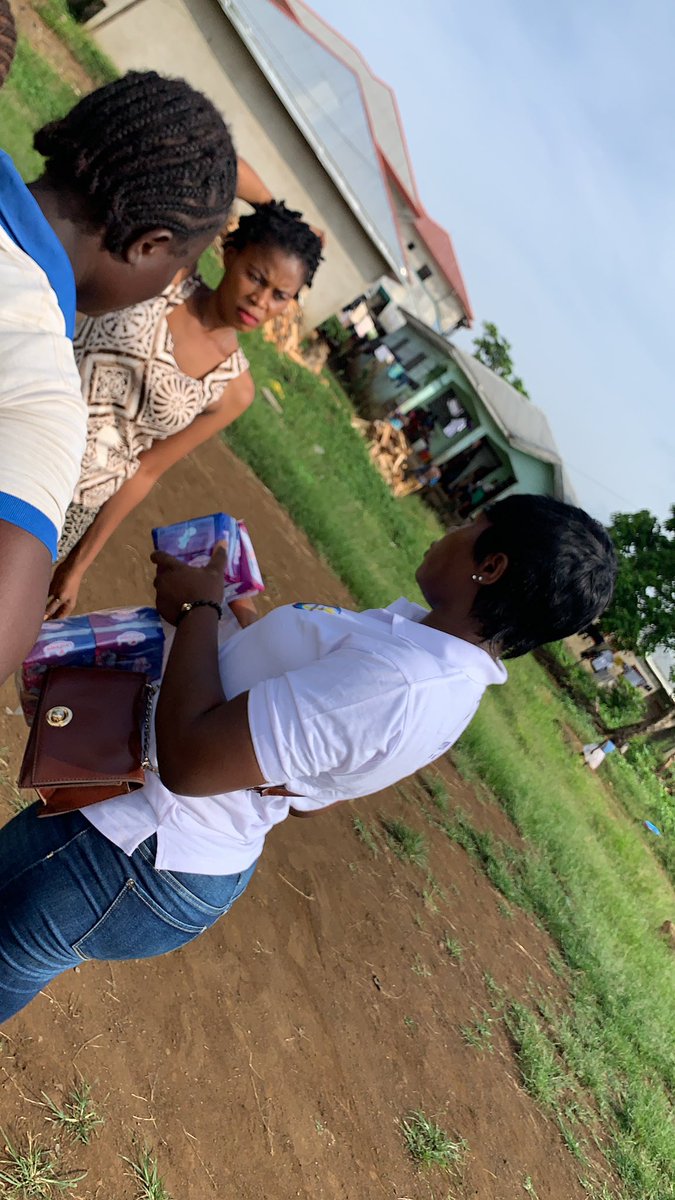 dohsen_margaret's tweet photo. Menstruation should be normal by 2023. Supporting young girls in accessing sanitary products should be of top priority.@Saveasoulfouna @KeinCandice @NzozoneJoyce We reaffirm our responsibility to support communities to adopt positive attitudes and understand menstruation matters. https://t.co/0lOJytwjeL