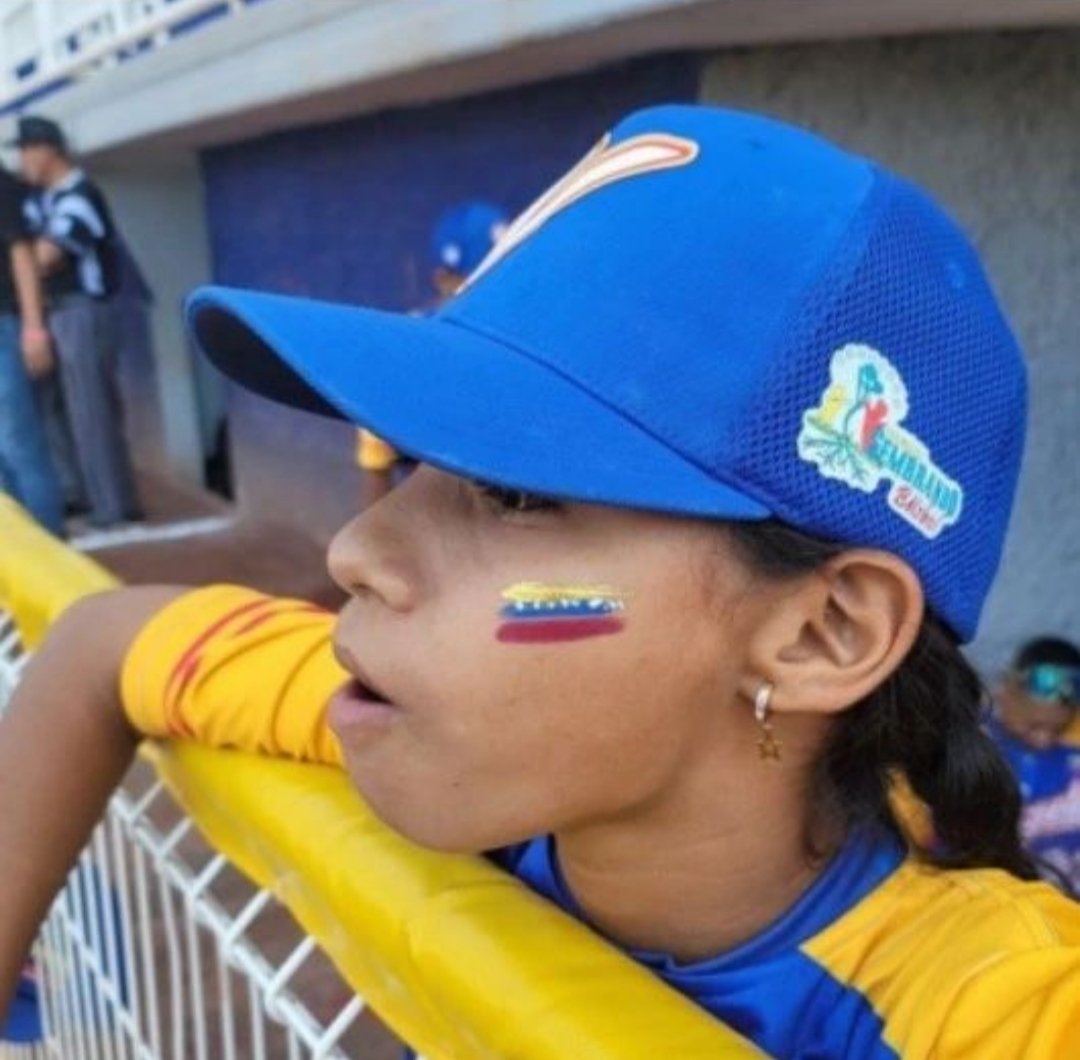 Hoy es la gran final  #Venezuela para lograr el campeonato #FrancysSanfoval 🤴🏾⚾
🇻🇪  🆚 🇺🇸 
#PremundialU12
@beisbolamericas 
#LaQueNosVuelveLocos
#LaQueNosUneATodos
#Venezuela
@ronaldacunajr24 
@MiguelCabrera 
@SalvadorPerez15 
@BobKellyAbreu 
@robinson28ch