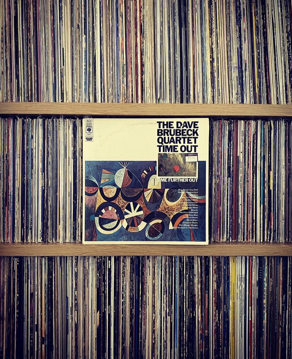 AwynCastro's tweet photo. #JazzSunday with The #DaveBrubeck Quartet
#TimeOut & #TimeFurtherOut
(1976) Compilation Repress
#UKPressing https://t.co/QyfML8wWVp