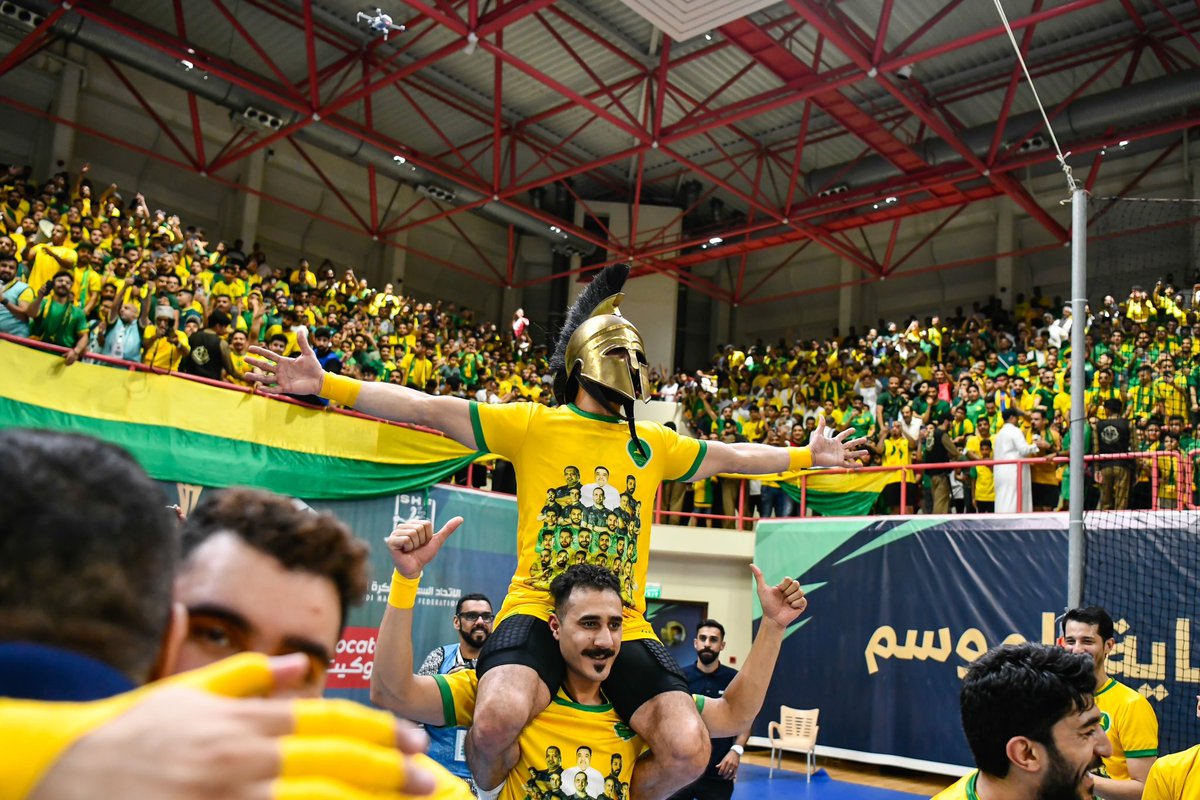 Khaleejclub's tweet photo. ويبقى السؤال .. سابو ليييييييييييييييه؟ 🤔

#هيبة_بطل 🏆 https://t.co/MiNED70795