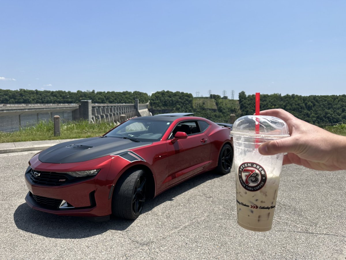 wxJordanSolomon's tweet photo. After a long week of chasing it feels great to be back home and go for a cruise! And it feels even better to finally get @7BrewCoffee again #ozarks #arkansas https://t.co/TjoVR9KlLT