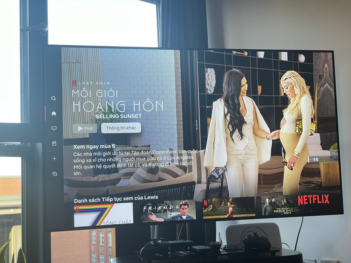 LDWoodward's tweet photo. HELP! 

I told my mum I was going to cancel Netflix because we can’t share an account any more. 

She’s retaliated and changed the language of my profile. 😭😭😂 https://t.co/RDdXBf6bJY