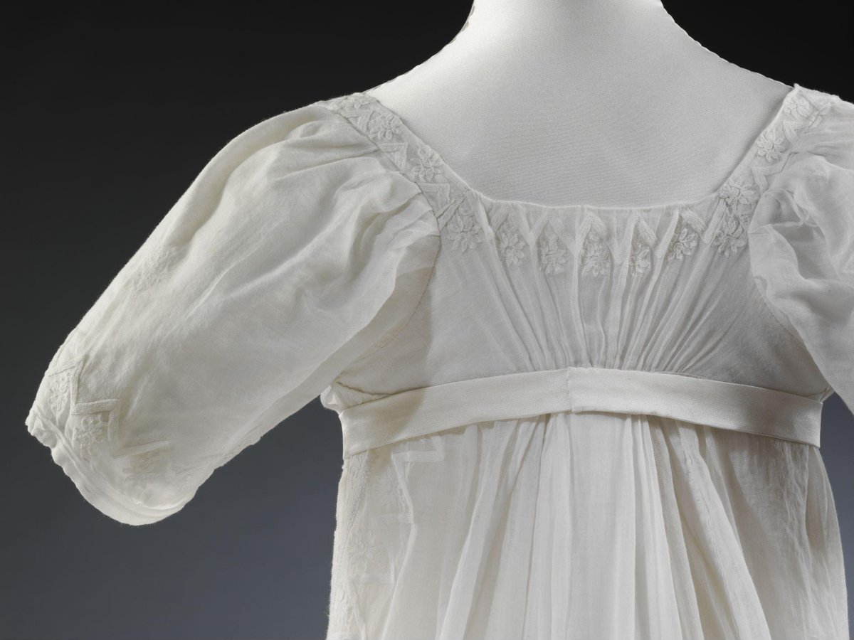 Worn #onthisday in 1807 by Mary Norcliffe, 17, at her #wedding to Dr. Charles Best at the church of St. Michael-Le-Belfry in York, UK. The asymmetrical embroidery recalls the drapery of a toga and, along with the high waist, reflects the vogue for neoclassicism. #OTD <a href="/V_and_A/">V&A</a>