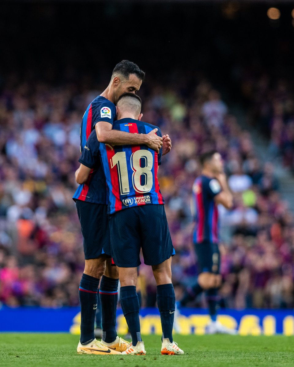 FCBarcelona_cat's tweet photo. No ploris perquè s'ha acabat, somriu perquè ha passat https://t.co/BQKDeoPVKx