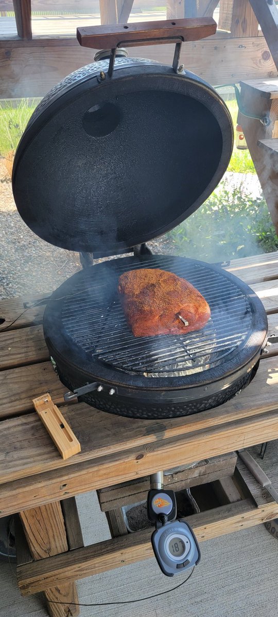 💣 BoomRoasted 💥 tweet media