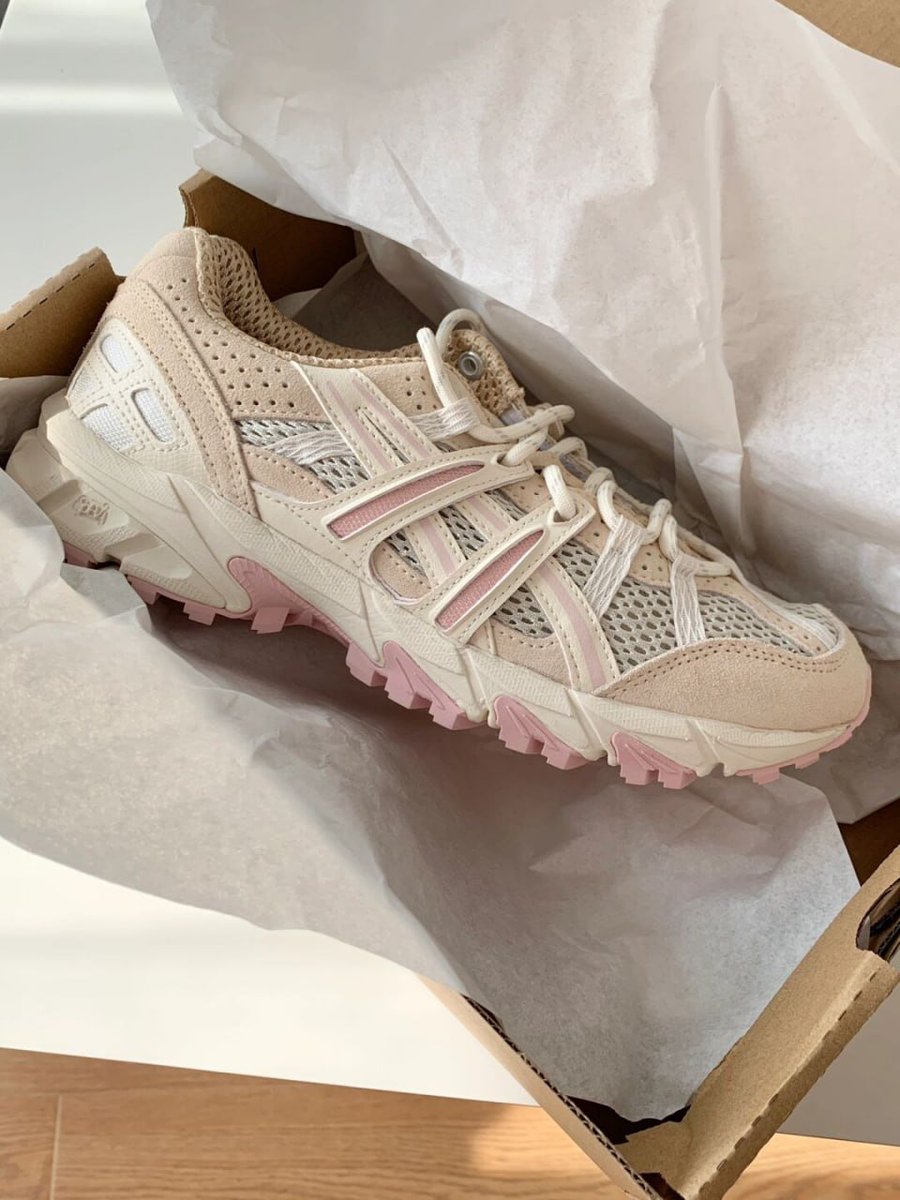 datemadd's tweet image. I think we should not forget the old as well as like the new🤩