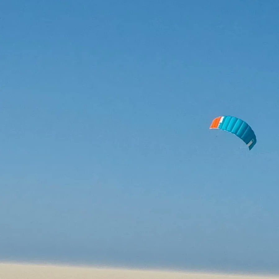 JPvanAlten's tweet photo. #Pinksteren 2023 op het strand van #terheijde met zon en een stevig windje. https://t.co/L5iK5nStjm