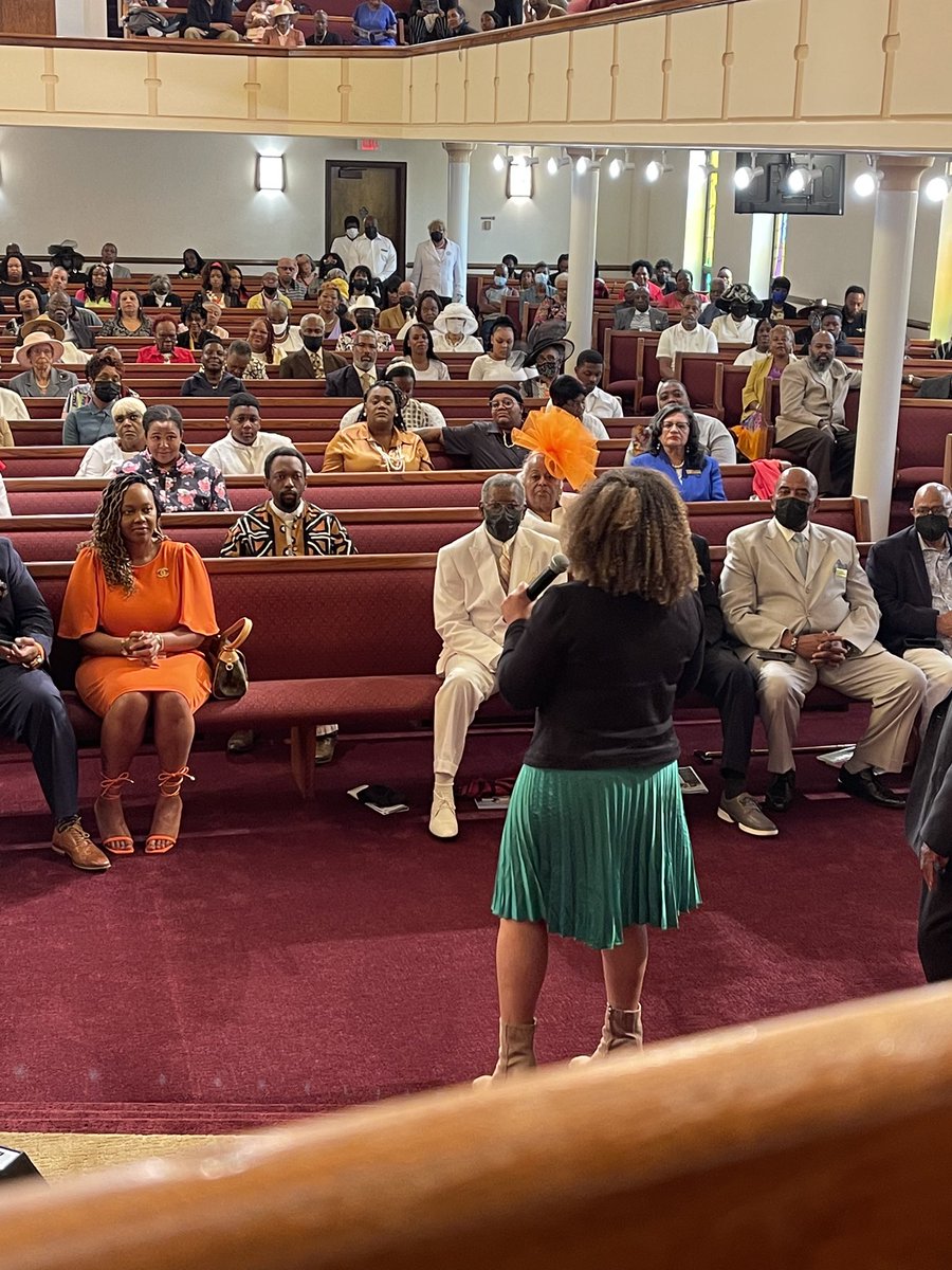 Rae_Cousins23's tweet photo. What a pleasure it was to worship at Cedar Street Baptist Church of God this morning. It was the spiritual lift I needed in these last weeks of the campaign. Thank you all so much for letting me address the congregation! https://t.co/kUH2FyevT8