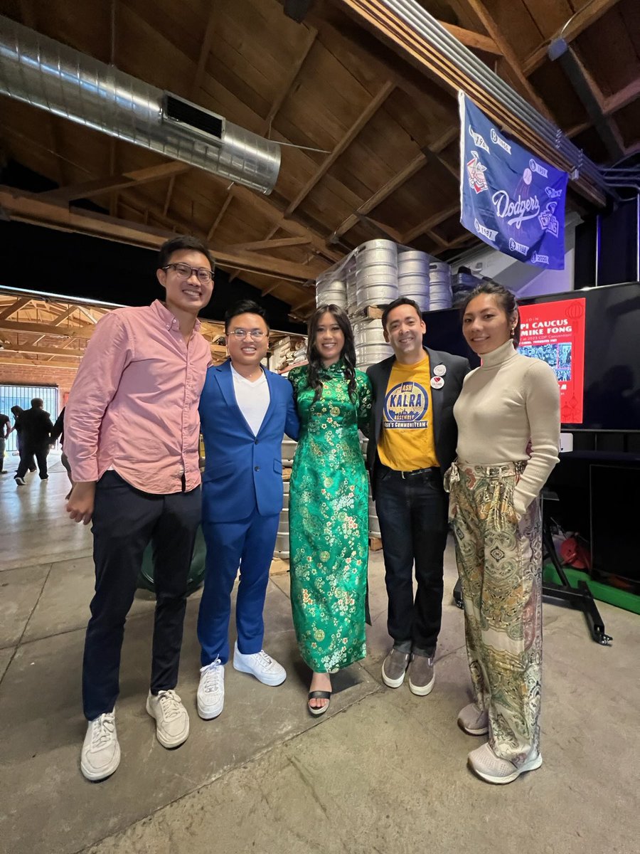 Kevin Liao (@kevinliao_) on Twitter photo Five generations of <a href="/CYDAPICaucus/">CYD API Caucus</a> chairs. Five generations of <a href="/CYDAPICaucus/">CYD API Caucus</a> chairs.