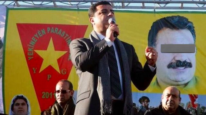 Araya kaynamasın unutmadan söyleyelim 

SELAHATTİN DEMİRTAŞ TERÖRİSTTİR.