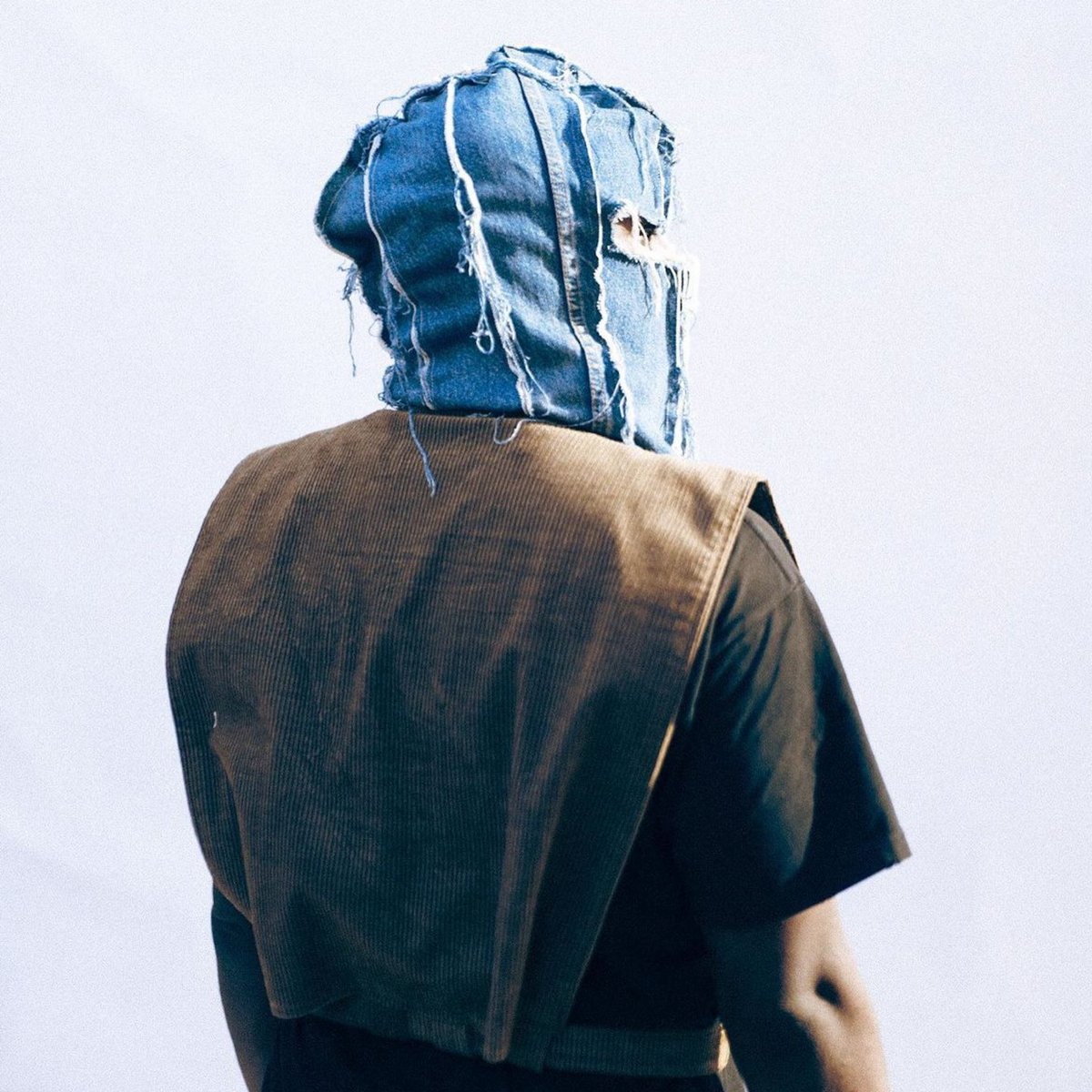 🚨: <a href="/dians_tweets/">Dians (No follow Me Talk )</a> &amp; <a href="/fukktheclubup/">YNG KLN</a> releases new body of work “TRAPPed (Into the Abyss)”

— Link to  “TRAPPed (Into the Abyss)” here 👉🏽 distrokid.com/hyperfollow/di…