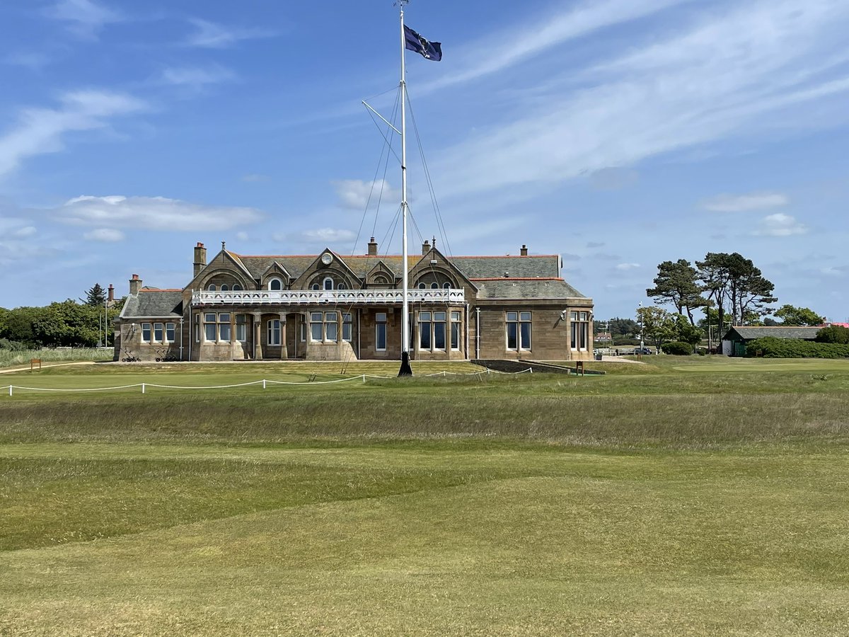 kbdoc1's tweet image. Thanks you @mcgregorjohnr, @RoyalTroonGC and @skidoc19 for a fabulous day of golf and hospitality. The course was in great condition.