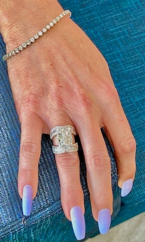 Forget Dog Days of Summer.  It's all about Diamond Days this Summer!!!💎🏝️
Need to know more? 📞 Call us at (972) 495-2521 or come visit our 🏬 store at 170 Cedar Sage Dr. Garland, TX 75040

#samsfinejewelry #bridaljewelry #diamonds #jewelry #bands #bangles #bracelets #chain...