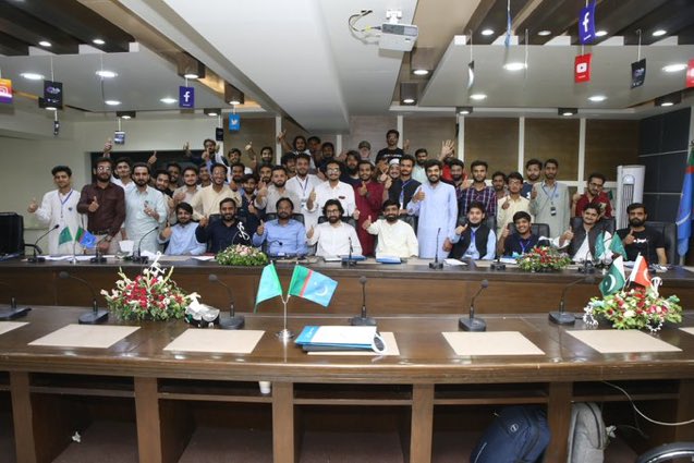 Alhamdulillah. Islami Jamiat -e- Talaba Pakistan is equipping the youth with 21st-century skills and dexterities, and so is manifested by the 𝗠𝗲𝗱𝗶𝗮 𝗠𝗮𝘀𝘁𝗲𝗿𝘆 𝗦𝘂𝗺𝗺𝗶𝘁  𝟮𝟬𝟮𝟯
#MMS2023 #MediaSummit #JamiatKP #XiafatRahi