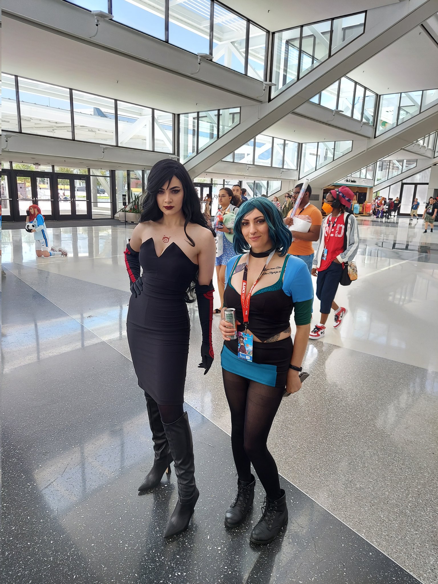 TW Pornstars 4 pic. Raven Rains. Twitter. Final day of MomoCon coming