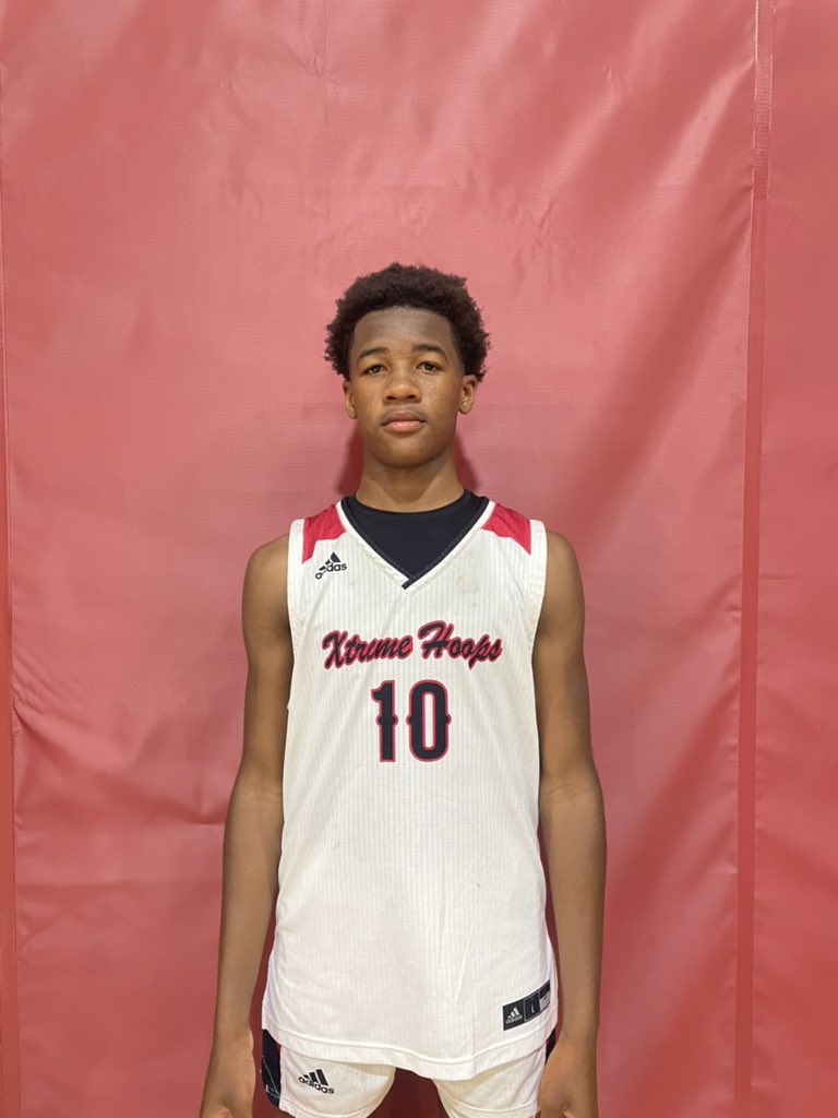 A lot of talent on court 2 between Xtreme Hoops and LA Blazers Elite 2029. 
Player standouts: 
LA Blazers Elite’s Brandin Watson #13 with 21 pts. 
Xtreme Hoops’ Brandon Duffy Jr. #23 with 27 pts. &amp; Ja’vonte Broussard #10 with 28 pts. 
LA Blazers win 71-63